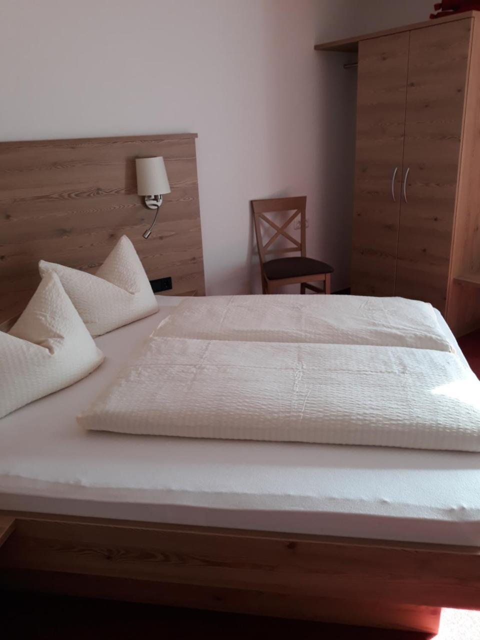 Bauernhof Kotz Bed and Breakfast Brunnen Eksteriør billede